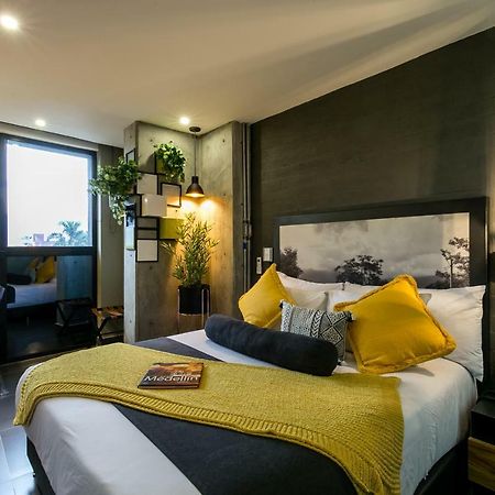Epic Boutique Hotel Меделин Екстериор снимка