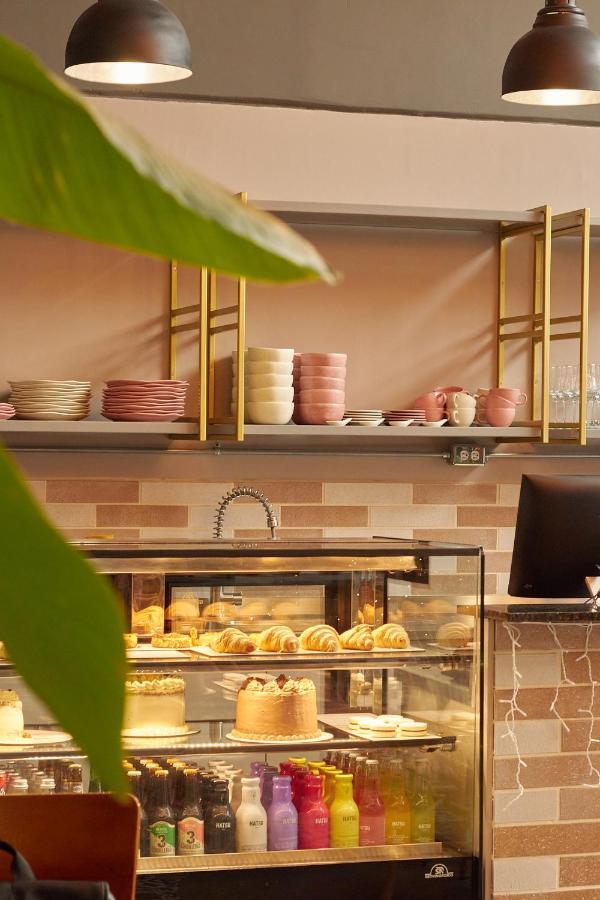 Epic Boutique Hotel Меделин Екстериор снимка