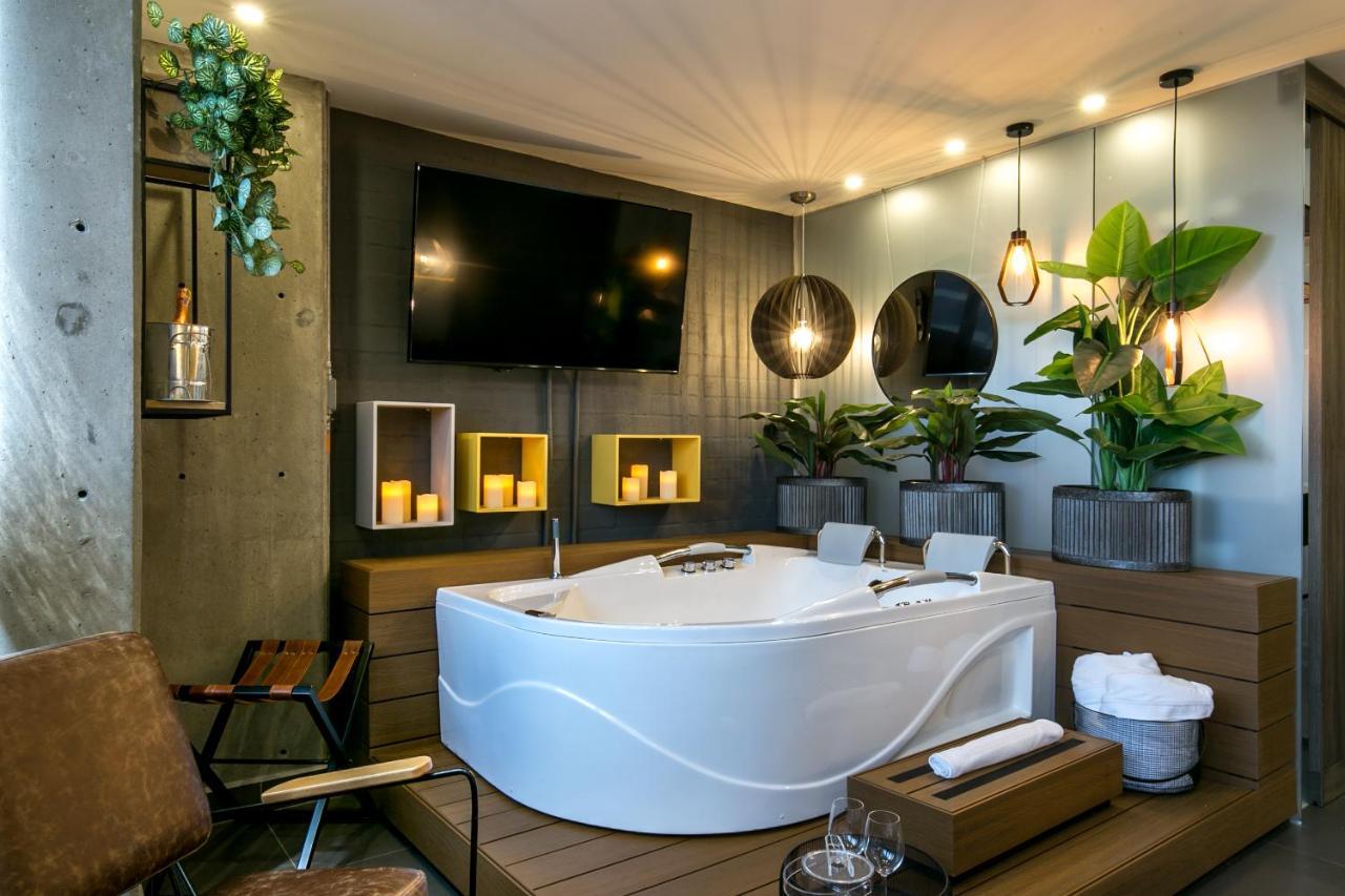 Epic Boutique Hotel Меделин Екстериор снимка