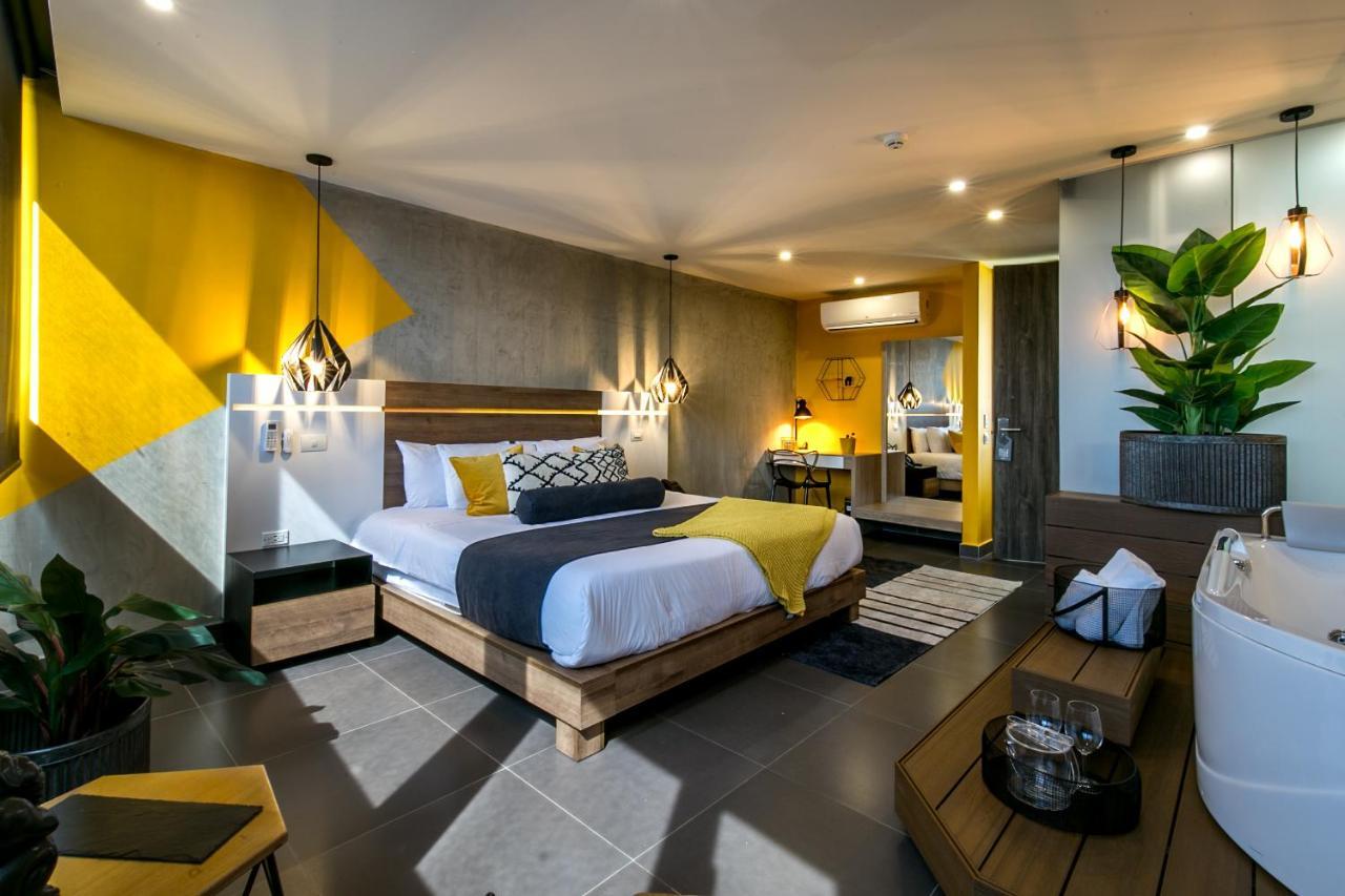 Epic Boutique Hotel Меделин Екстериор снимка