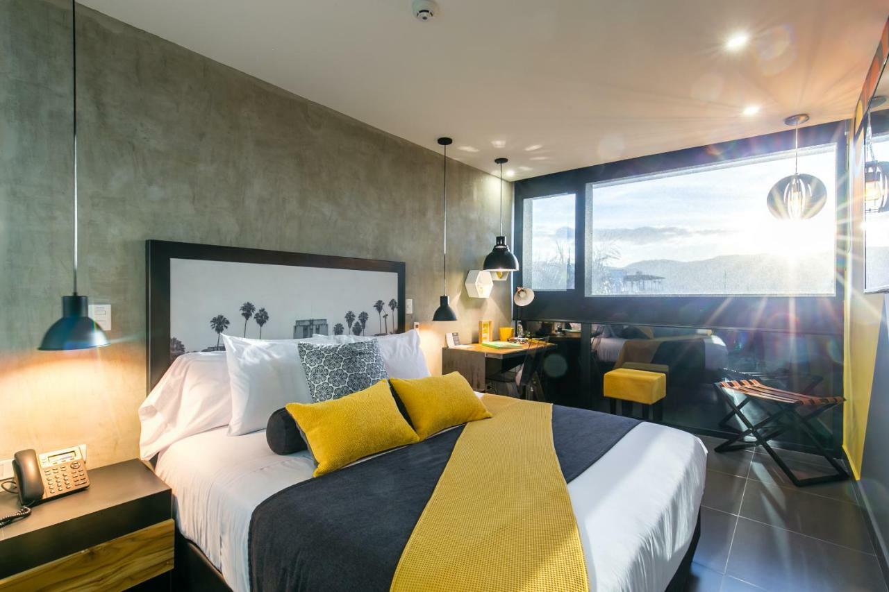 Epic Boutique Hotel Меделин Екстериор снимка